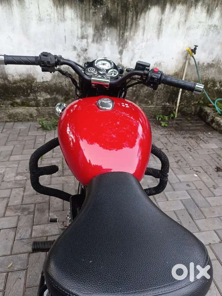 Classic 350 second owner. new condition