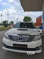 Toyota Fortuner 3.0L  2WD MT BS