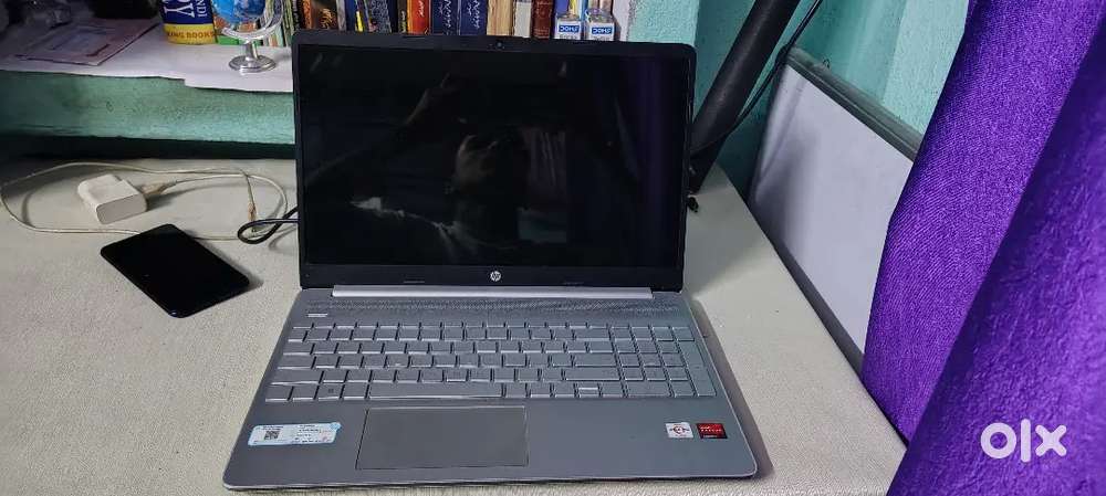 HP laptop 8/512