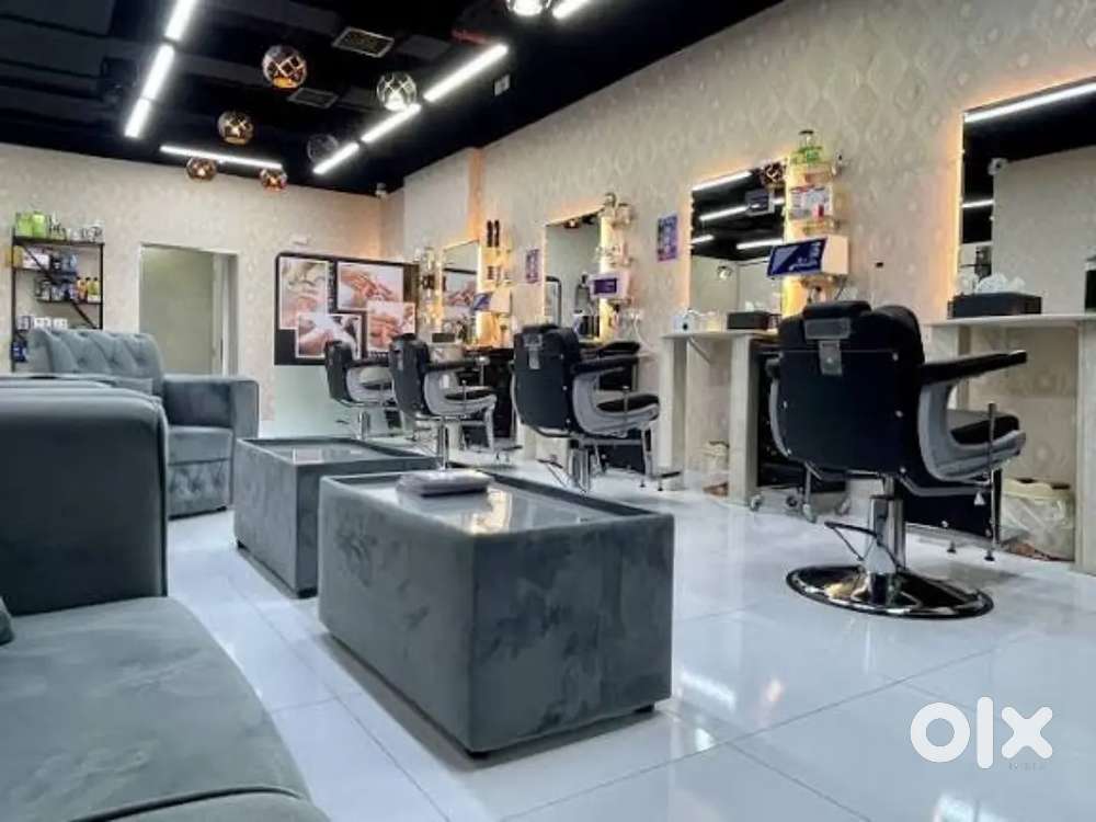 Need receptionist, makeup artist & nail artist.