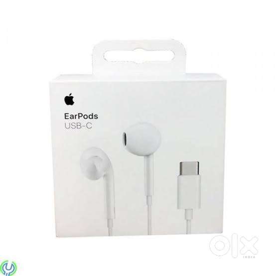 Apple wired earphones (USB-C)
