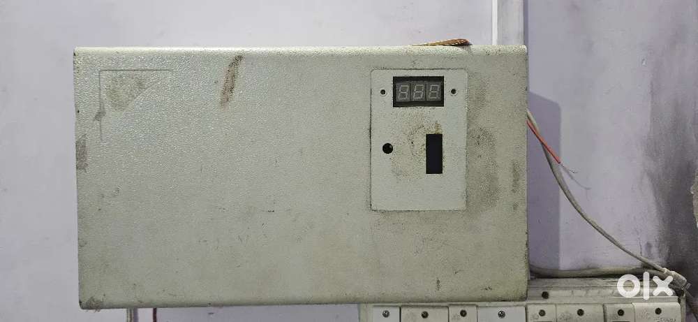 AC stabilizer