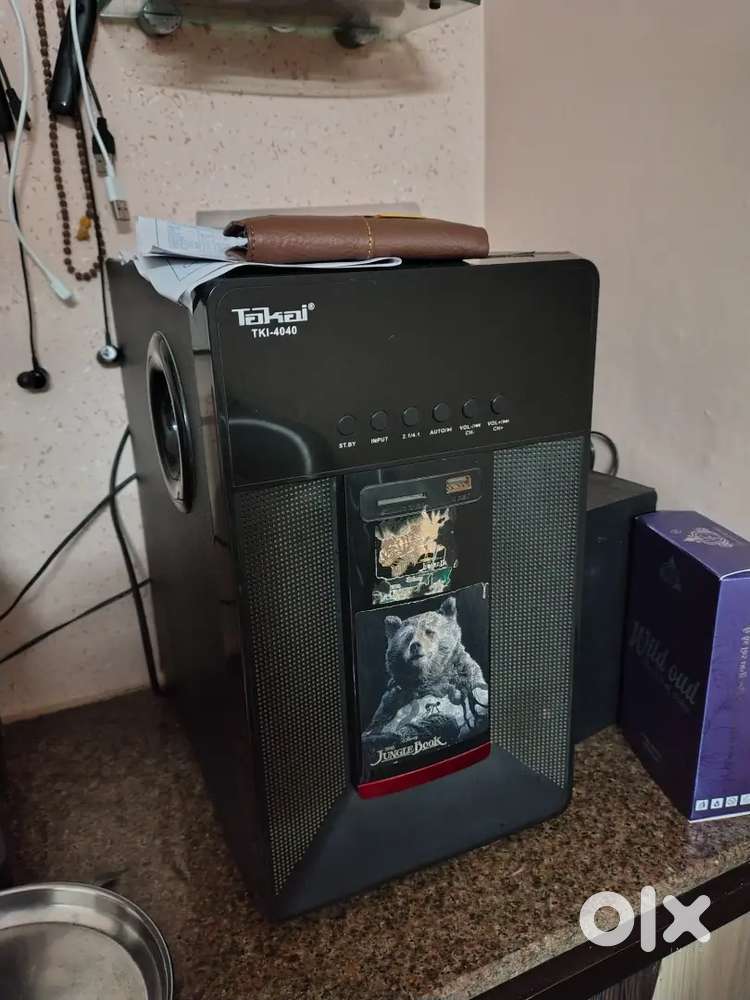 4 speaker home theatre