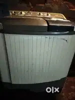 LarQ by flipkart company  LG  .7.0kg  washing machine