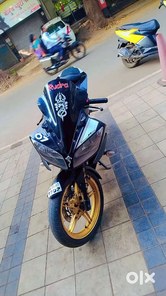 R15 yamaha