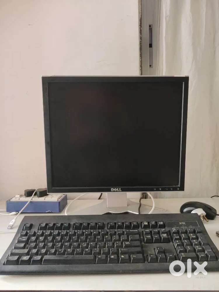 I5 4th gen
8gb
120gb ssd
19 display 
Kb+m