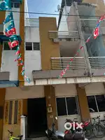 Triplex villa semifurnished
