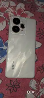 Realme 15 only  4 days phone .fixed price