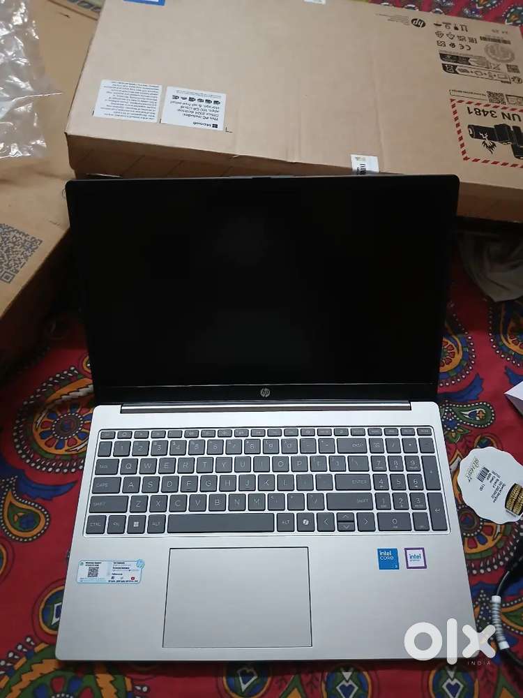 Hp 15 intel core 3 100u