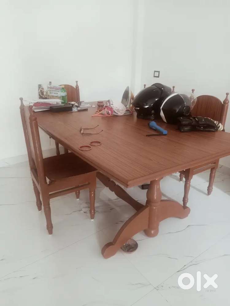 Dining Table & Dressing Table