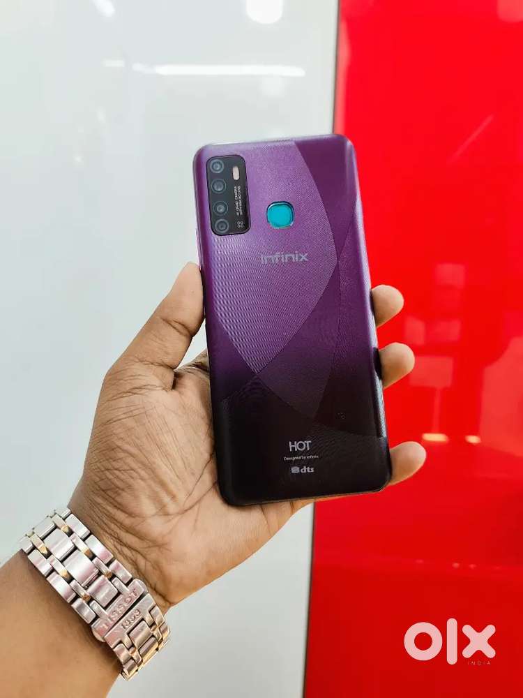 INFINIX HOT 9 4GB RAM 64GB ROM FABULOUS CONDITION WITH CHARGER OFFER