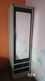 Alamiri cupboard