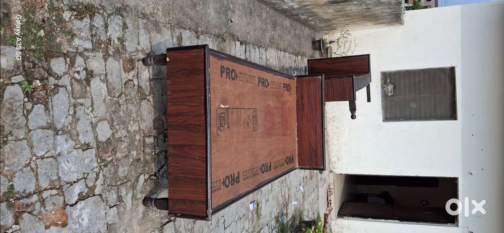 Urgent sell Single beds 2 Quantity without box
