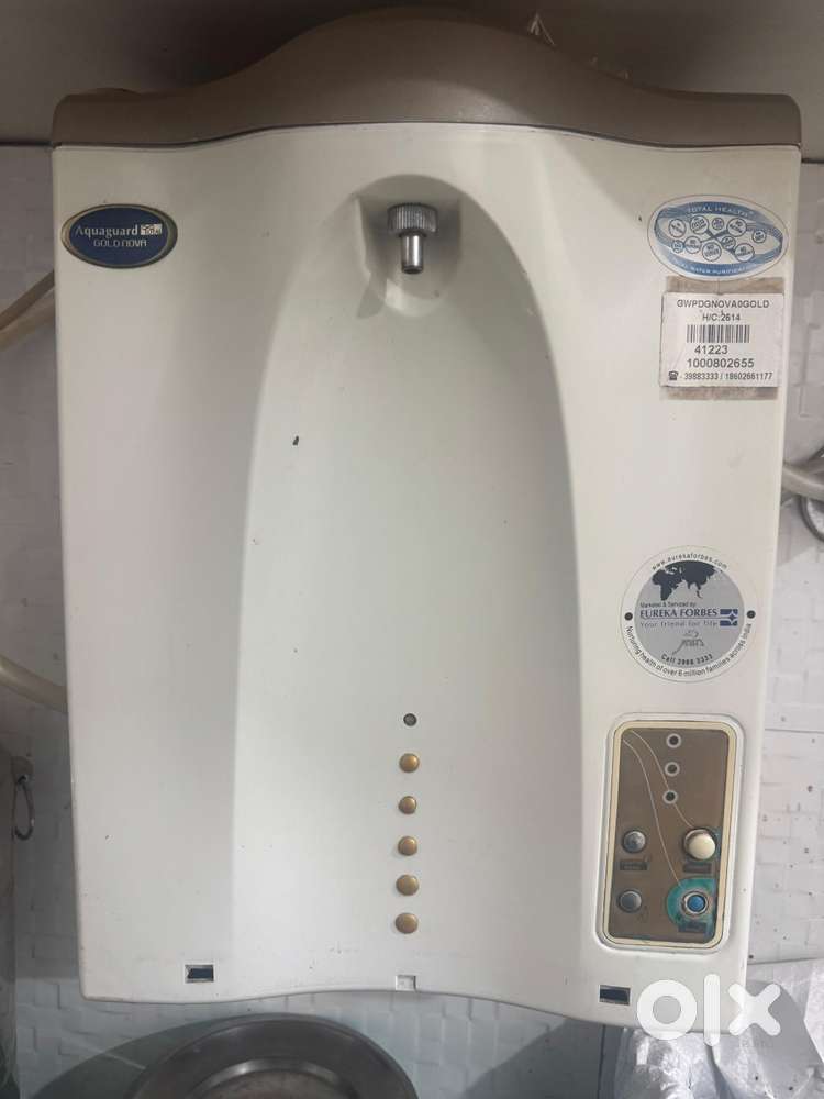 Eureka Forbes Aquaguard Gold Nova UV White (Water Purifier) Excellent
