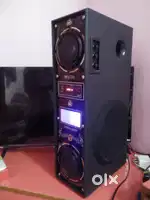 Tower Speaker 7manth old in woerenty