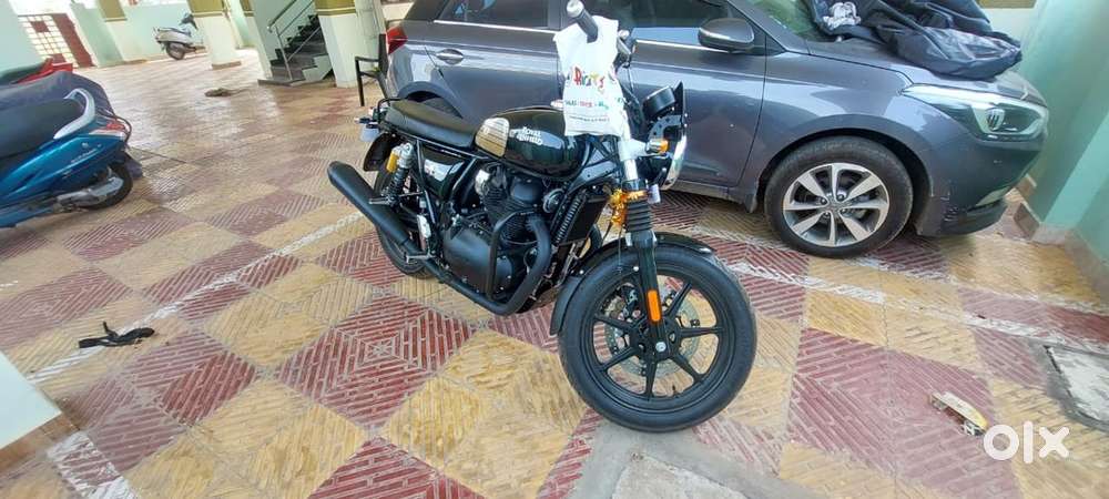 Interceptor 650 for sale purely new bike