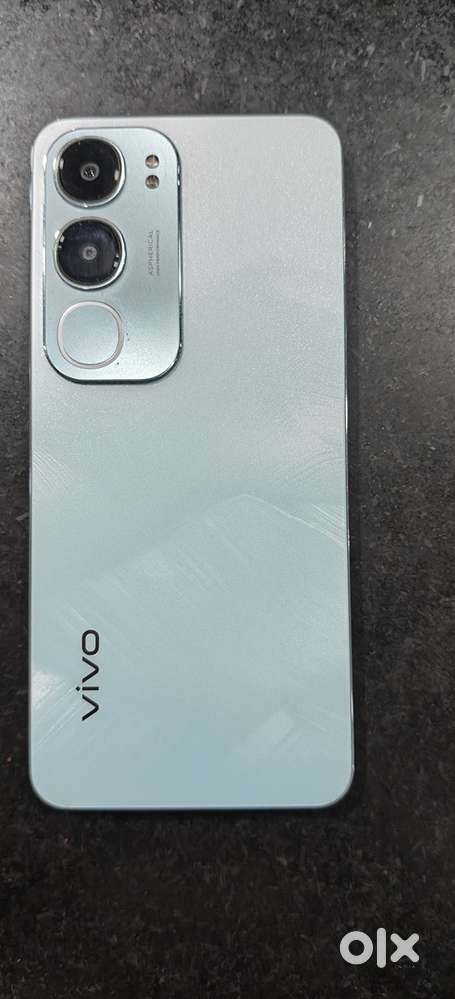 6 month old phone vivo y29 5g
