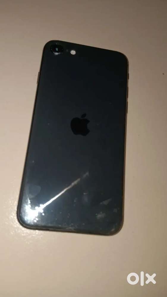 iPhone model- se, price-6500