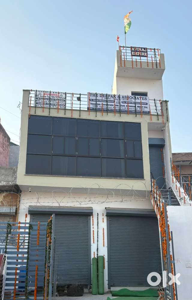 2 Shops for Rent