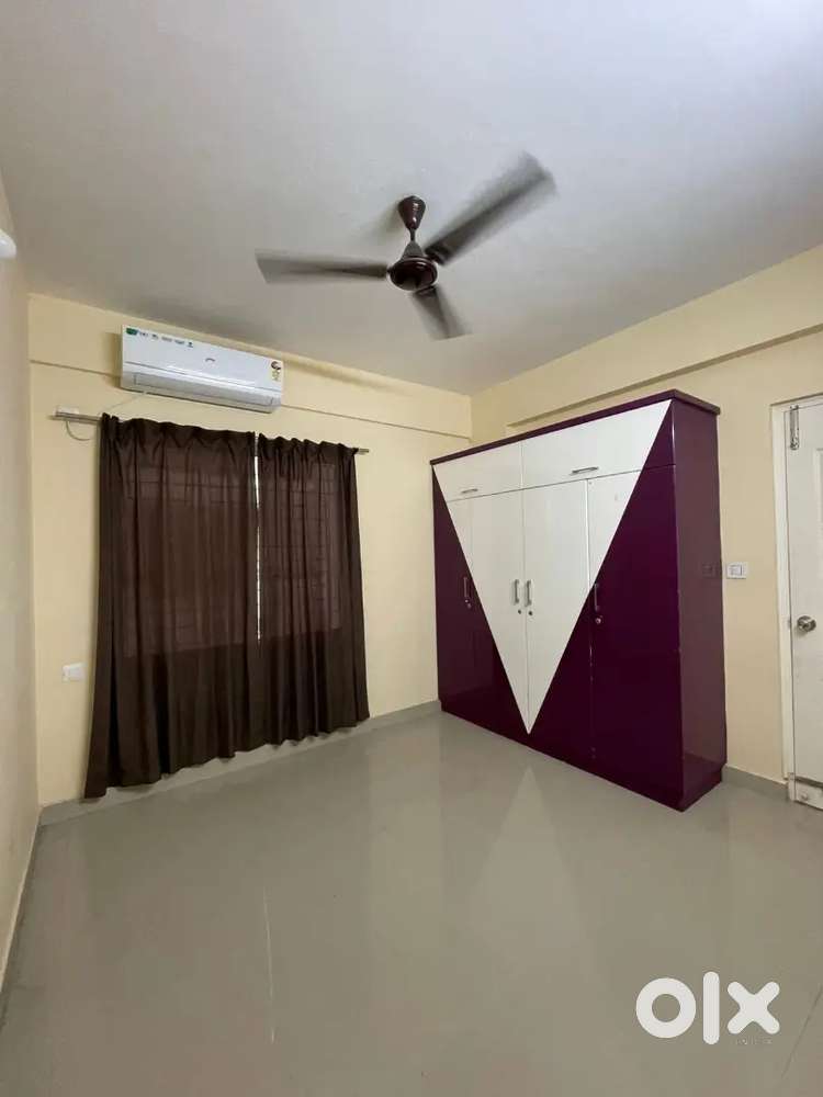 Furnished flat for rent in menamkulam