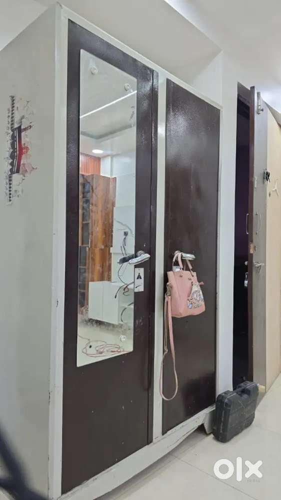 Double door kapat