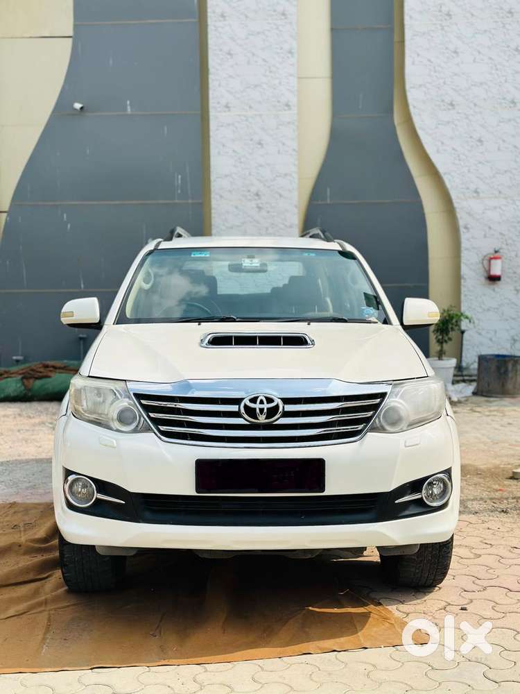 Toyota Fortuner 3.0 4x2 Automatic, 2015, Diesel