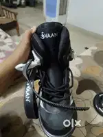 Skating shoes