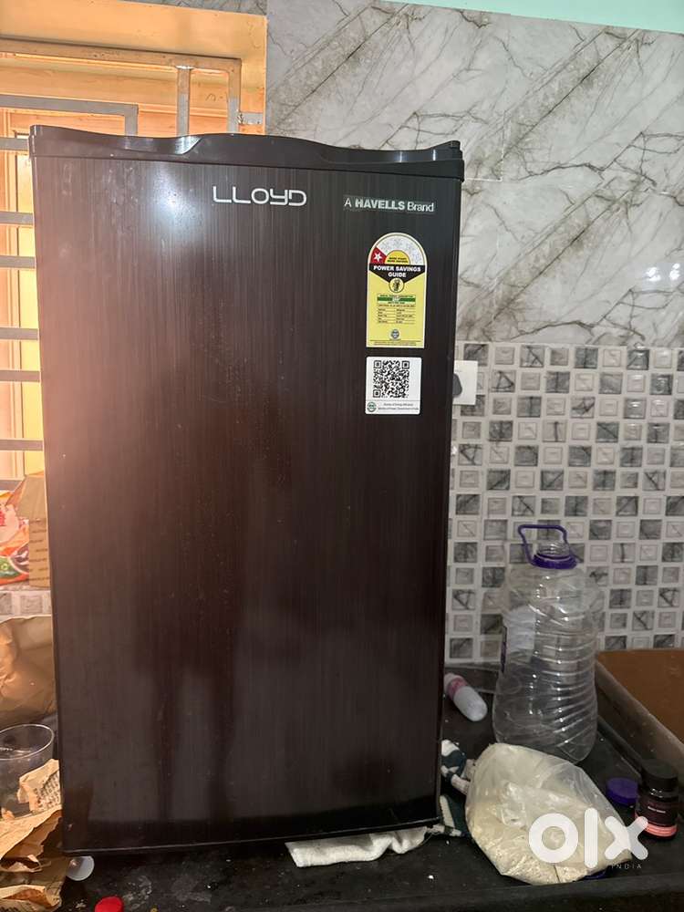Lloyd small fridge