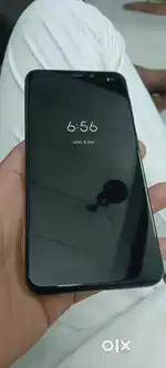Old is gold fashionable phone moto one 4.64