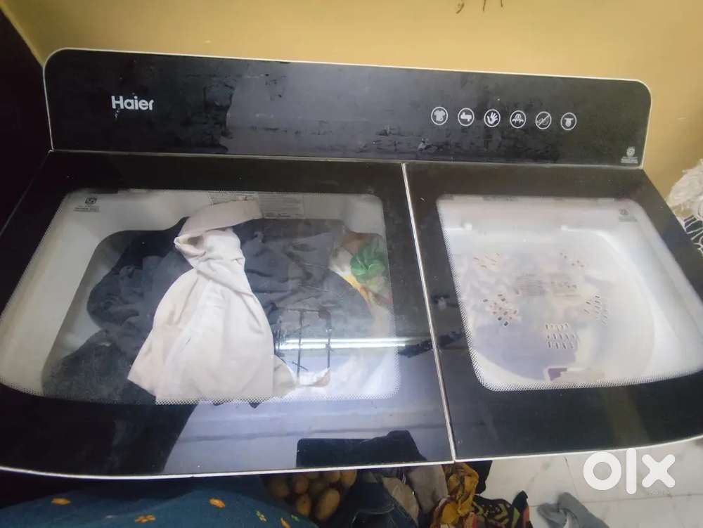 Less than a yr used semi automatic washing machine..at just 9000rs..