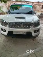Mahindra Scorpio 2018 Diesel 125000 Km Driven