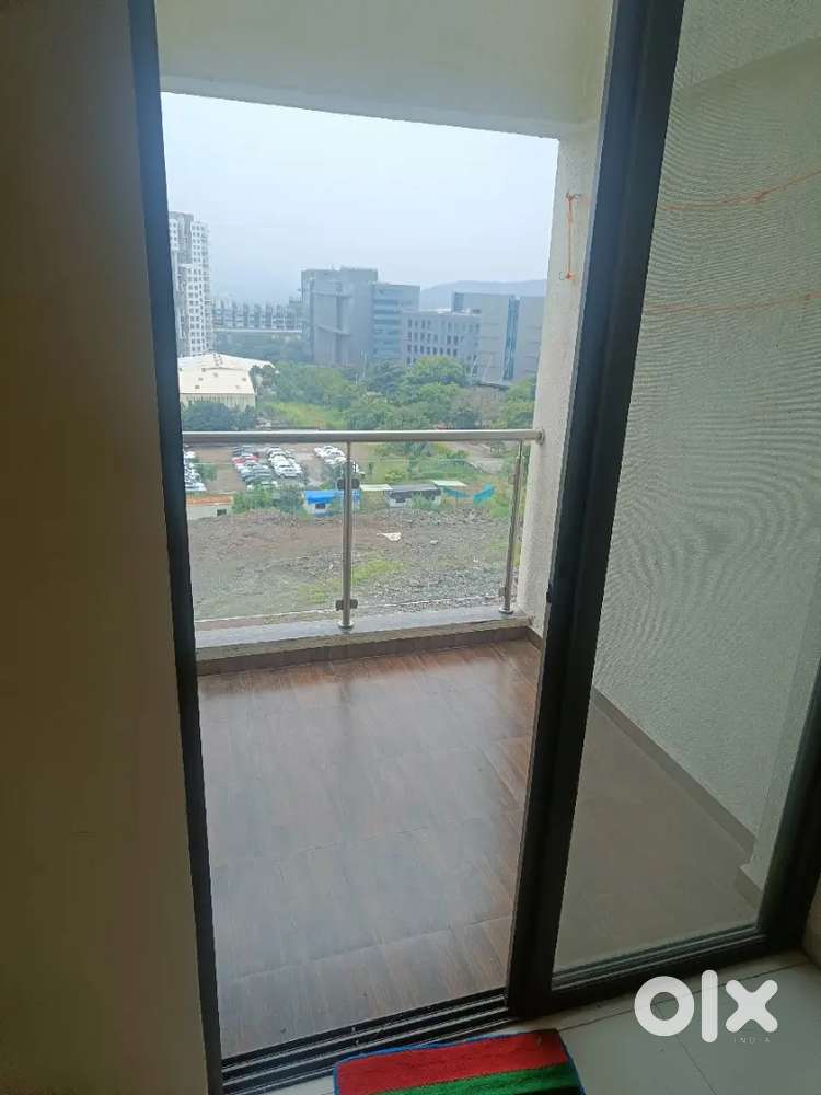 1 Bhk semi furnished flat