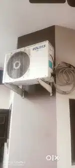 Voltas 1.5 ton split ac