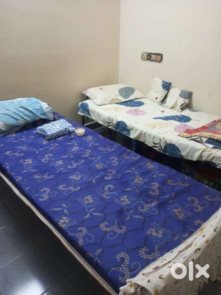 Ladies Hostel near lulu mall & kims hospital