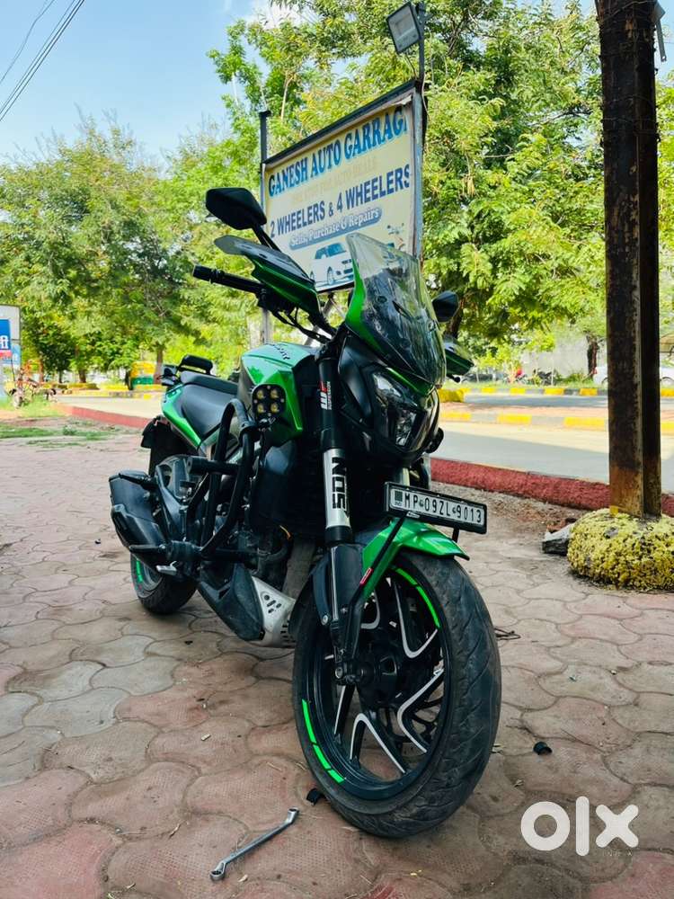 Well-maintained Dominar 400 loaded with accessories for daily use