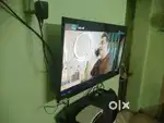 Haier Tv 32'full hd 4years old full condition price 7500