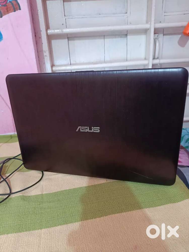 Laptop asus