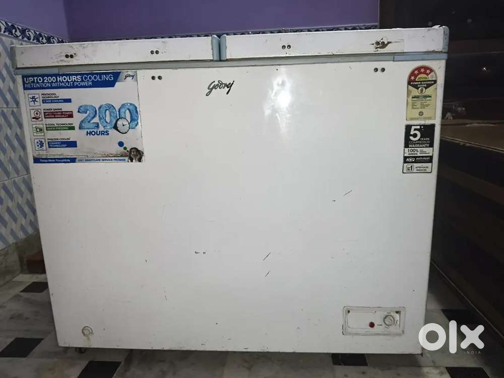 Deep Freezer Good condition 1year abhi nhi hua hain