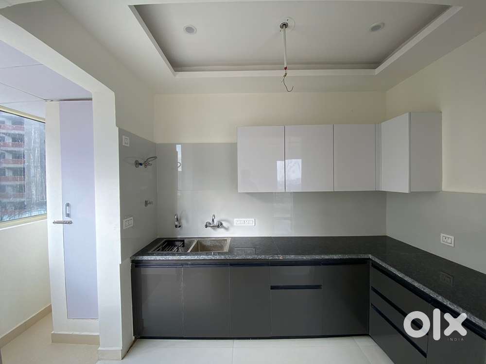 1BHK , SUPER SPACIOUS FLAT , FUTURE HEIGHTS