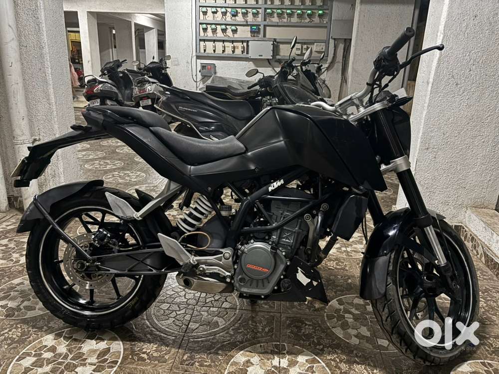 Ktm Duke 200 2016 model very less driven