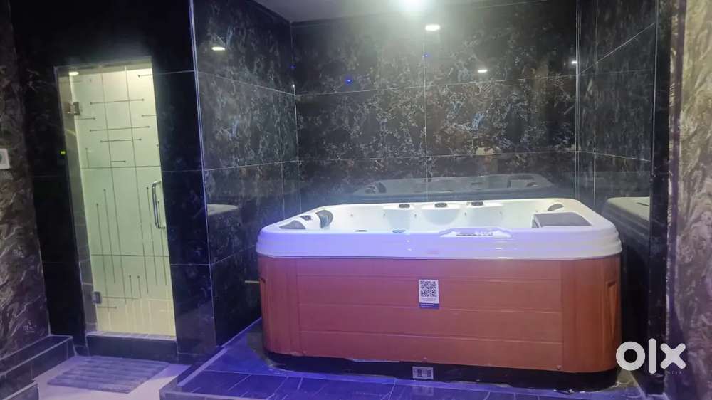 Premium luxury spa for sale in 25 lacs