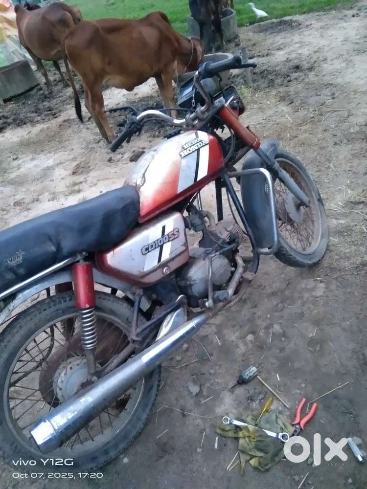 Hero honda cd 100 ss