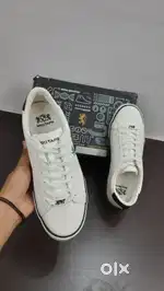 New Redtape Sneakers Size - 9,11