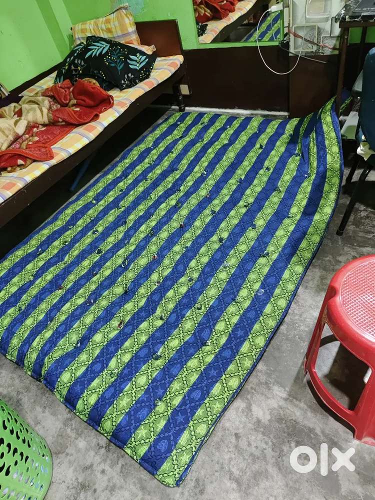 5*7 size fully loaded cotton mattress with 5inch thickness