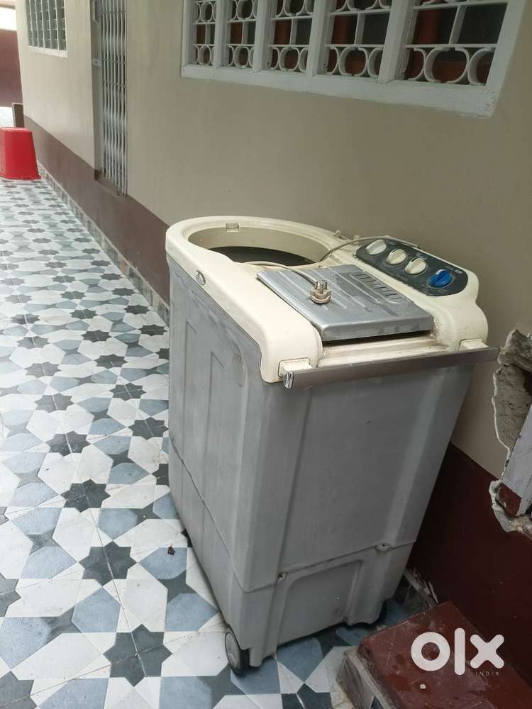 I want to buy semi automatic whirlpool washing machine.