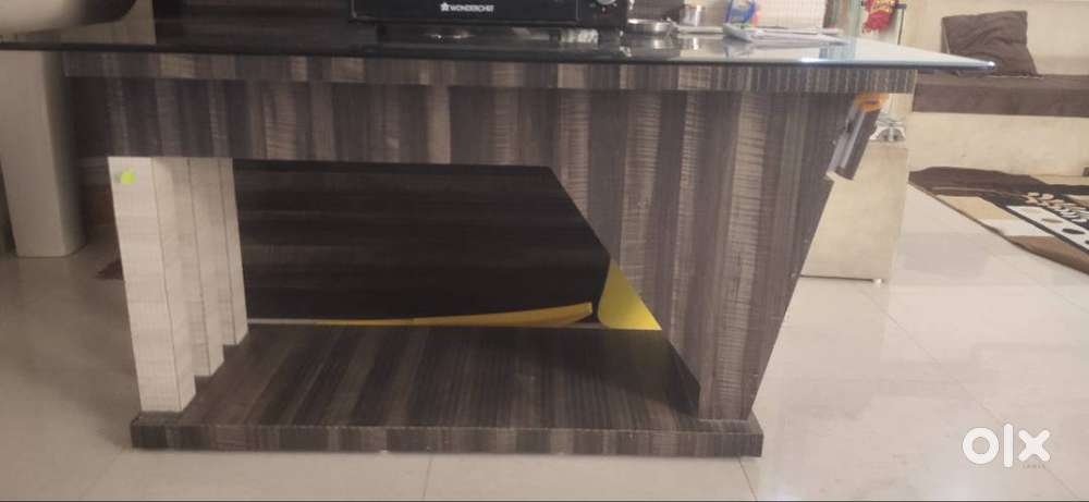 6 seater dinning table
