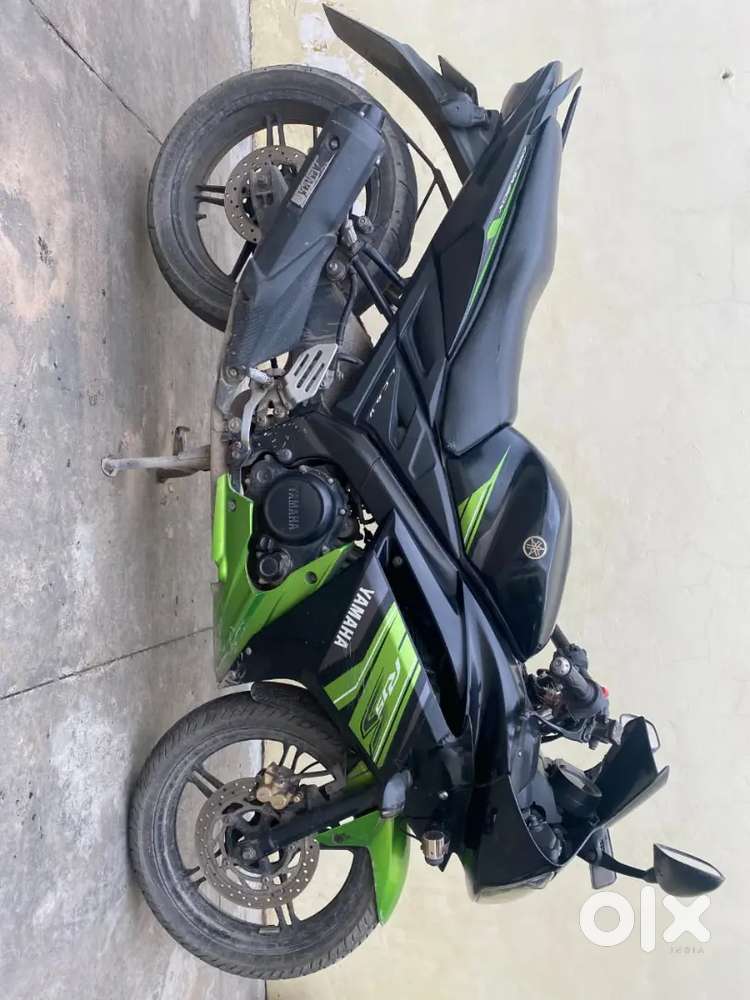 Yamaha R15S