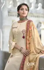Women dress