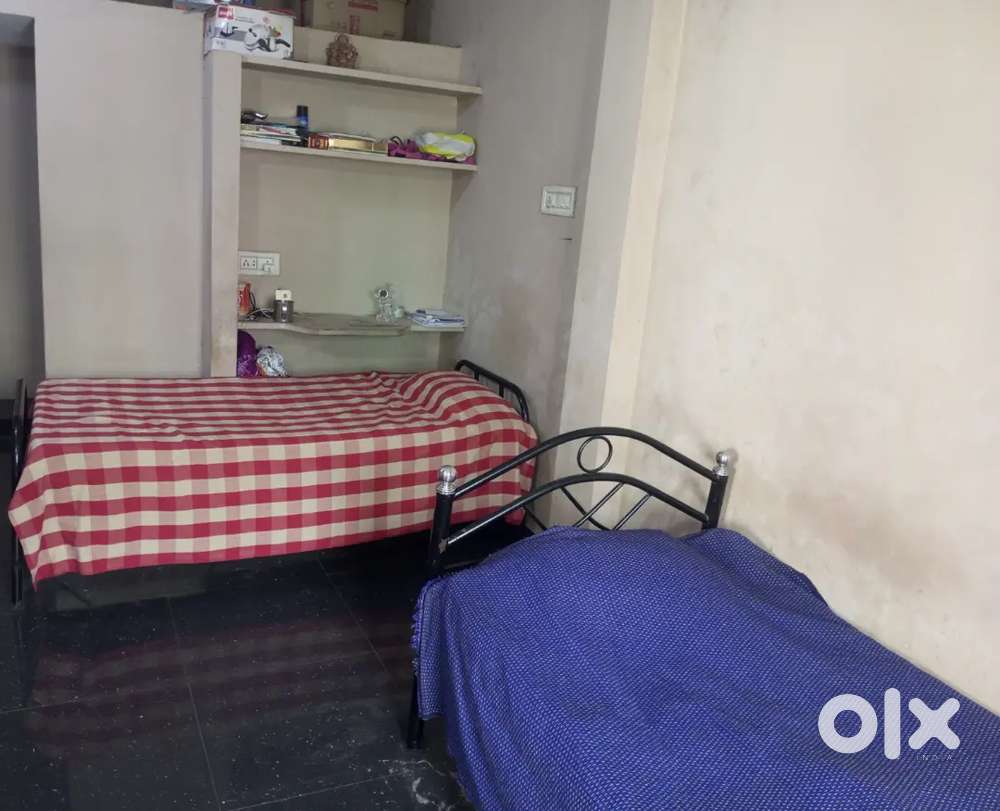 PG For Women's.  സ്ത്രീകൾക്കായി താമസ സൗകര്യം