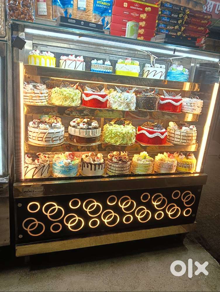 New Cake fridge display counter